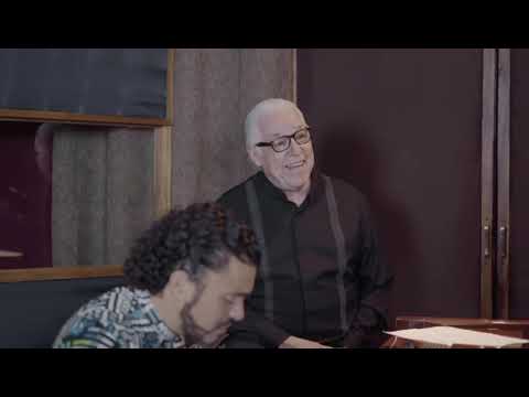 Pobre La Maria (feat. Luis Enrique Mejia Godoy)