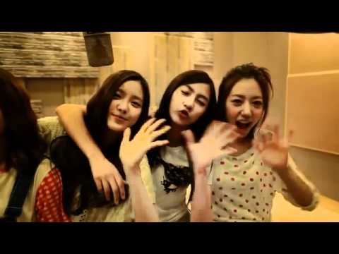 A Pink - It Girl MV‬‏.flv