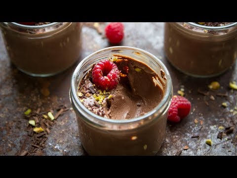 5-Minute Vegan Chocolate Mousse Recipe - Hot Chocolate Hits