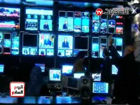 كواليس التلفزيون المصري لحظة تنحي مبارك (فيديو)