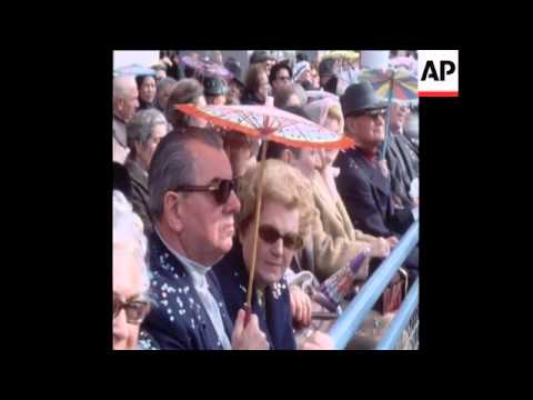 SYND 15/02/71 NICE HOLDS THE ANNUAL CARNIVAL