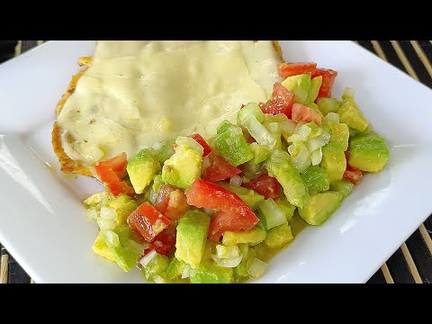 🥗Ensalada saludable y económica de aguacate y tomate. ¡Pruébala! 🥑😋
