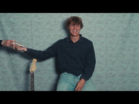 marQ - Rhodie (Official Video)