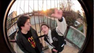 Estilo Libre Lyrics English Translation