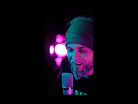 Con la luna de testigo X Elemental Raggamuffin