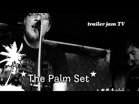 Outside: The Palm Set live @ Pooca Bar: the beauty within
