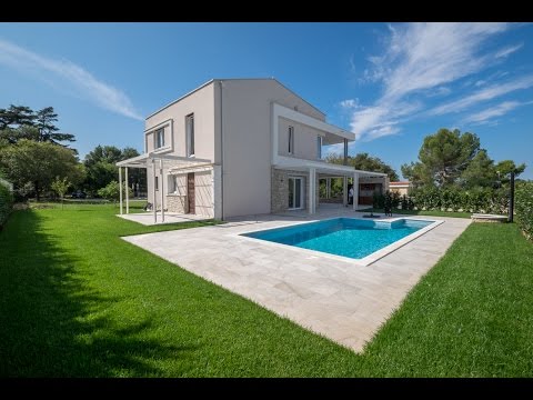 🔵 Villa first line to the sea for sale in Istria, Fažana | Maris real estate agency