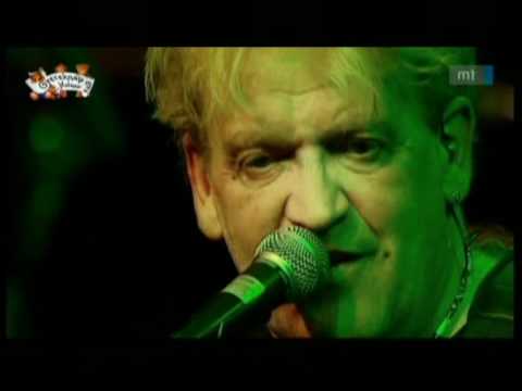 Neoton Família Sztárjai - Minden megoldás érdekel