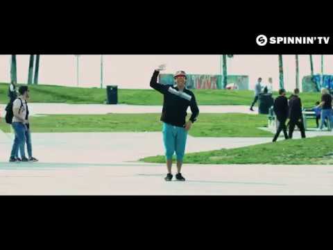 Charmes & Rowen Reecks - These Sounds (Official Music Video)