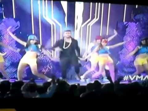 YO YO HONEY SINGH PERFORMANCE MTV........!!!!!!!!!!!!!! part:1