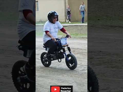 Mini Moto  Cross - Encuentro de Autos Clásicos en Porteña  - Córdoba  - Argentina.  #motorcycle