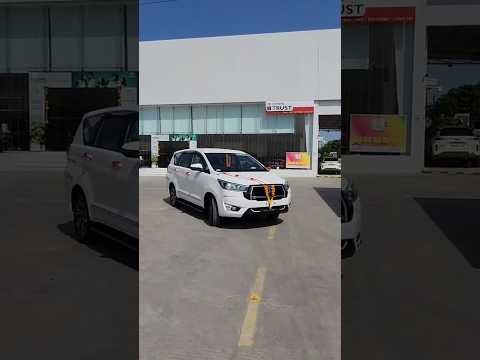 Toyota innova crysta car rental service