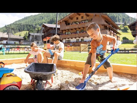 Galtenberg Family & Wellness Resort in Tirol – Familienurlaub mit Wasser & Bergen | #Familotel