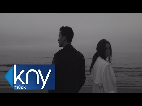 Erdem Kınay  Ft. Merve Özbey - Helal Ettim ( Official Video )