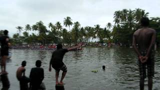 preview picture of video '1425 PUNNAMADA BOAT RACE   TRAVEL VIEWS by www.travelviews.in, www.sabukeralam.blogspot.in'