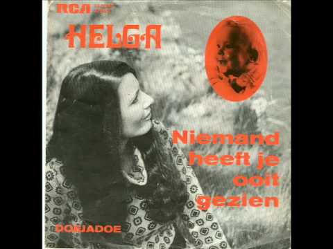 download lagu mp3 mp4 Niemand Heeft Je Ooit Gezien Helga, download lagu Niemand Heeft Je Ooit Gezien Helga gratis, unduh video klip Niemand Heeft Je Ooit Gezien Helga