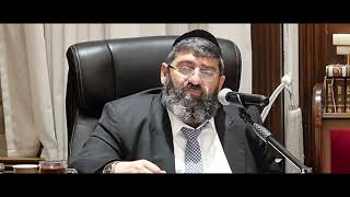 הרב אייל עמרמי - תהיה איש של ציבור (הרב אייל עמרמי) - התמונה מוצגת ישירות מתוך אתר האינטרנט יוטיוב. זכויות היוצרים בתמונה שייכות ליוצרה. קישור קרדיט למקור התוכן נמצא בתוך דף הסרטון