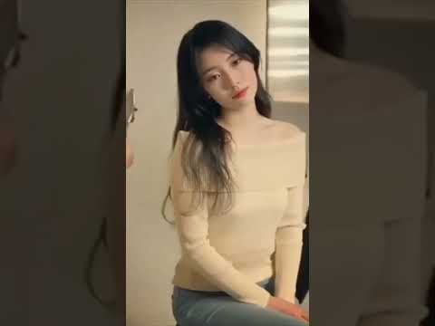 Best Actress & Popularity Award. Bae Suzy...