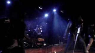 POISON HEART - RAMONES COVER - SUZY IS A HEADBANGER