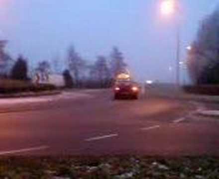 Ambulance Goes onderweg naar a1 in Halsteren