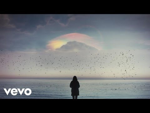Illya Kuryaki & The Valderramas - Sigue (Official Video)