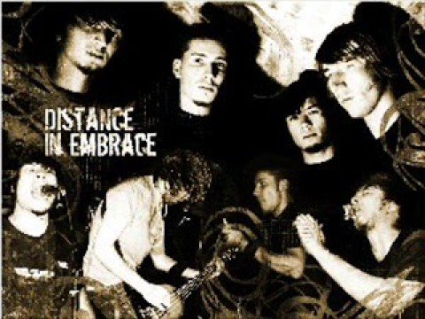 Distance in Embrace - Note on a Tear off pad