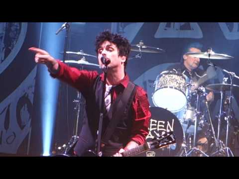 Green Day - Nuclear Family @ Centre Bell, Montréal, QB, Canada [22/3/17]