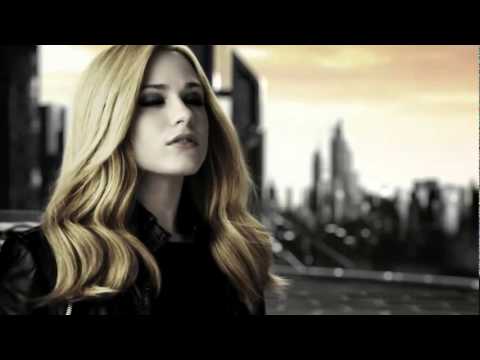 download lagu mp3 mp4 She Does The City, download lagu She Does The City gratis, unduh video klip She Does The City
