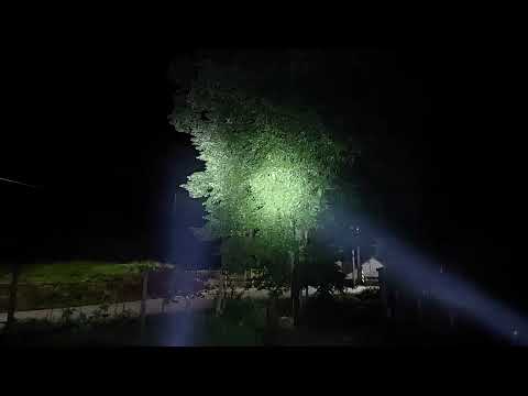 NLightD E1 w/SFT25R vs Nitecore MT1A Pro - Night Beamshots comparison