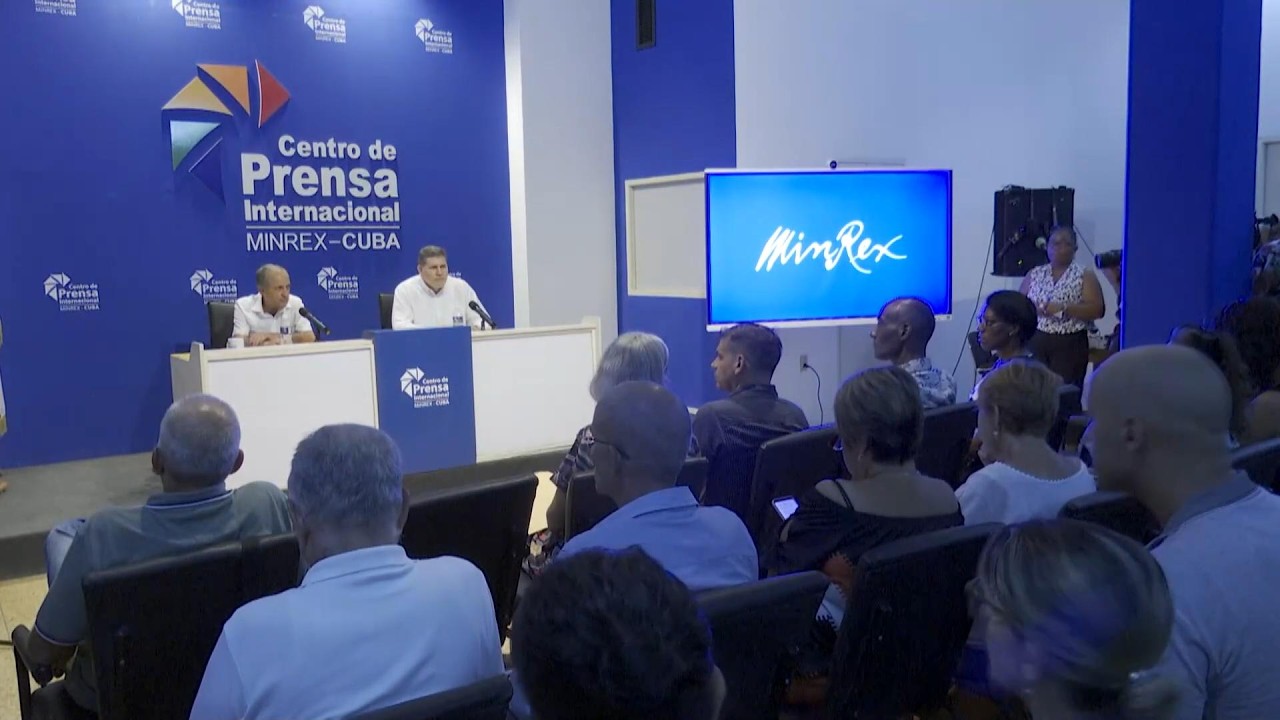 Entran en vigor nuevas normas para facilitar inversión, comercio exterior y turismo en Cuba