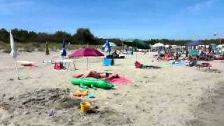 preview picture of video 'Vakantie Italië Casalborsetti 12-08-2011 strand'