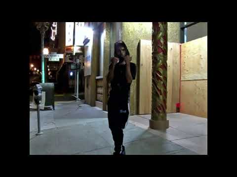 Melly Mell Tha Mobsta - Half Man Half Amazing [ Official video ] [ DIR BY : Moreswaggfilmz ]