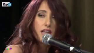 Webnotte, Clara Lofaro canta l'amore: ''Born to love''