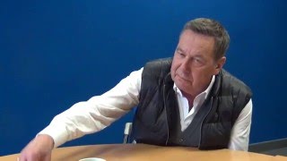 Schlagerstar Roland Kaiser im HNA-Interview: Neues Album &quot;Auf den Kopf gestellt&quot;