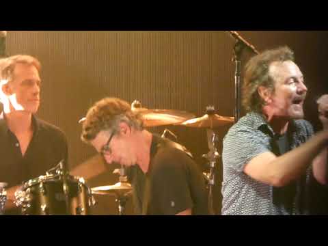 Pearl Jam - Quick Escape - Ohana Encore Festival (October 2, 2021)