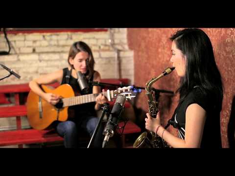 Octavia Romano & Stephanie Chou - La Gaviota