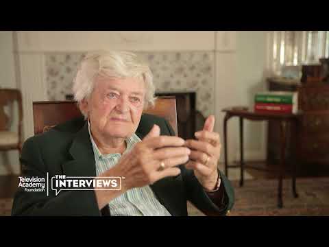Hal Holbrook on working with his wife Dixie Carter on "Designing Women"