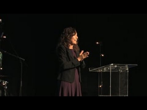 download lagu mp3 mp4 Dr Julie Hamilton, download lagu Dr Julie Hamilton gratis, unduh video klip Dr Julie Hamilton