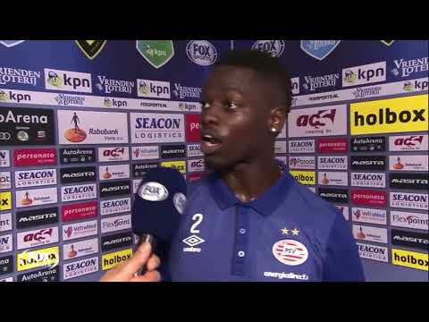 Klein beetje warm hier hè snikheet