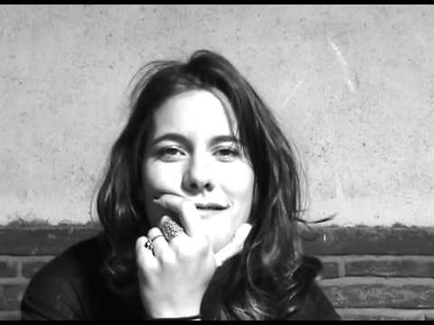 Marion Frizot (2015) by Gérard Courant - Cinématon #2908