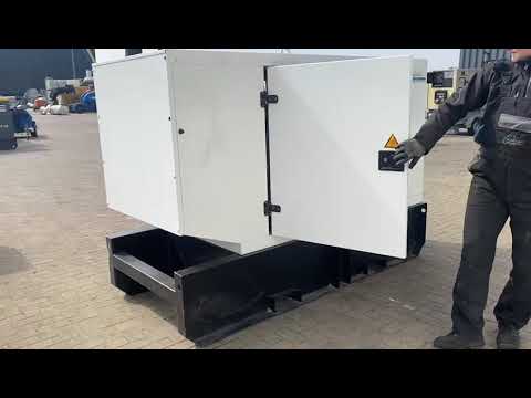 SDMO R110 John Deere Leroy Somer 100 kVA Supersilent Rental generatorset stocknr 4058