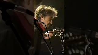 Bob Dylan performs George Harrison&#39;s Something