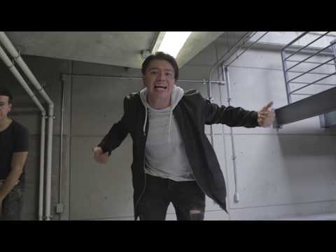 Eddie Sums & Vic Gunn - Fekas (Official Video)