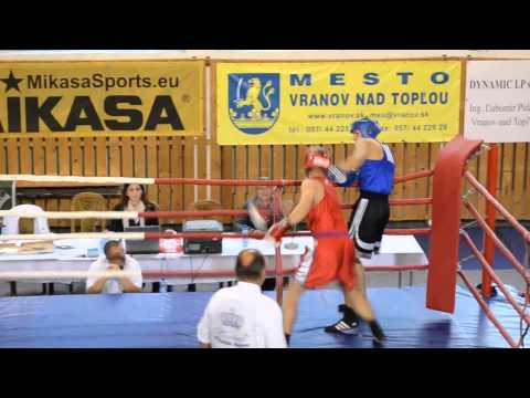 Adrián Kováč (červený) vs Jakub Labanc (modrý)