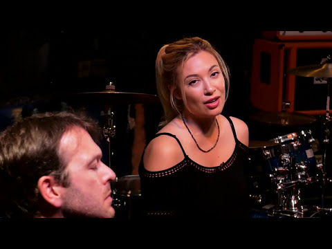 PALOMA RUSH | Interview & LIVE Performance for VRGE Media