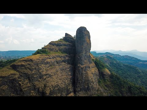 download lagu mp3 mp4 Dukes Nose, download lagu Dukes Nose gratis, unduh video klip Dukes Nose