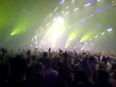 Armin Playing Neptune Project Aztec at Trance Energy 2009
