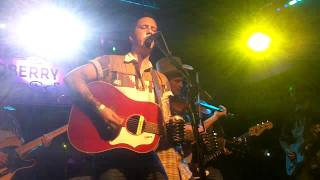 American Aquarium " Rattlesnake"  and Kyle Nix on fiddle  the Broadberry Richmond Va 07 21 2014