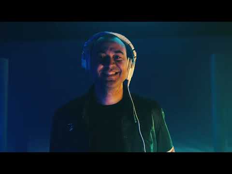 SWISS DJ Swissivory - Hochzeits-DJ, Pianist & Entertainer für Party und Event in Zürich