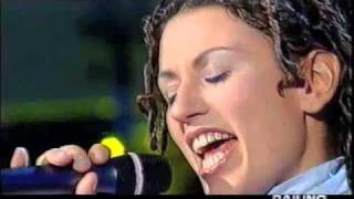 Irene Lamedica - Quando lei non c'è - Sanremo 1999.m4v
